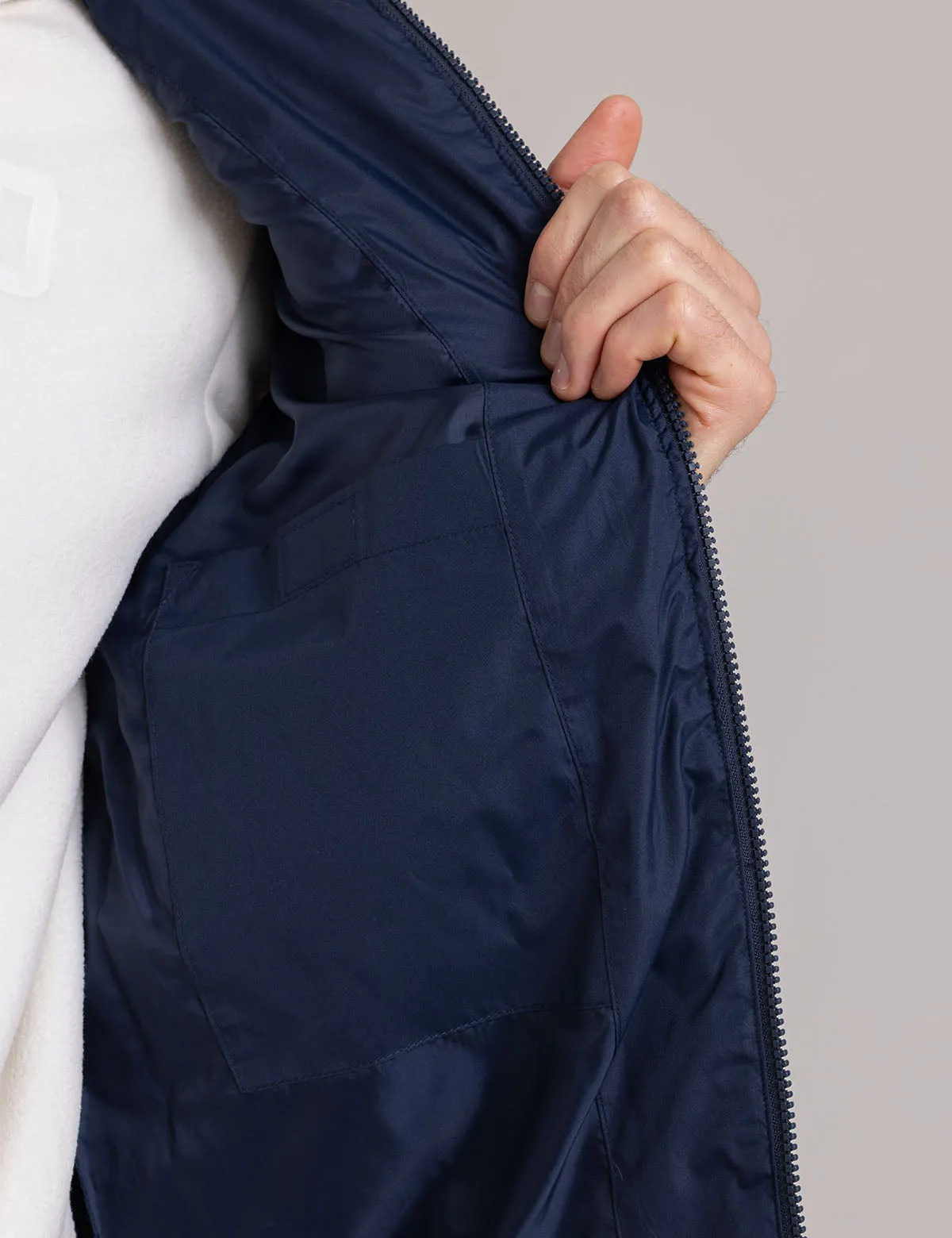 SIGNATURE COLOR BLOCK QUILTED VEST