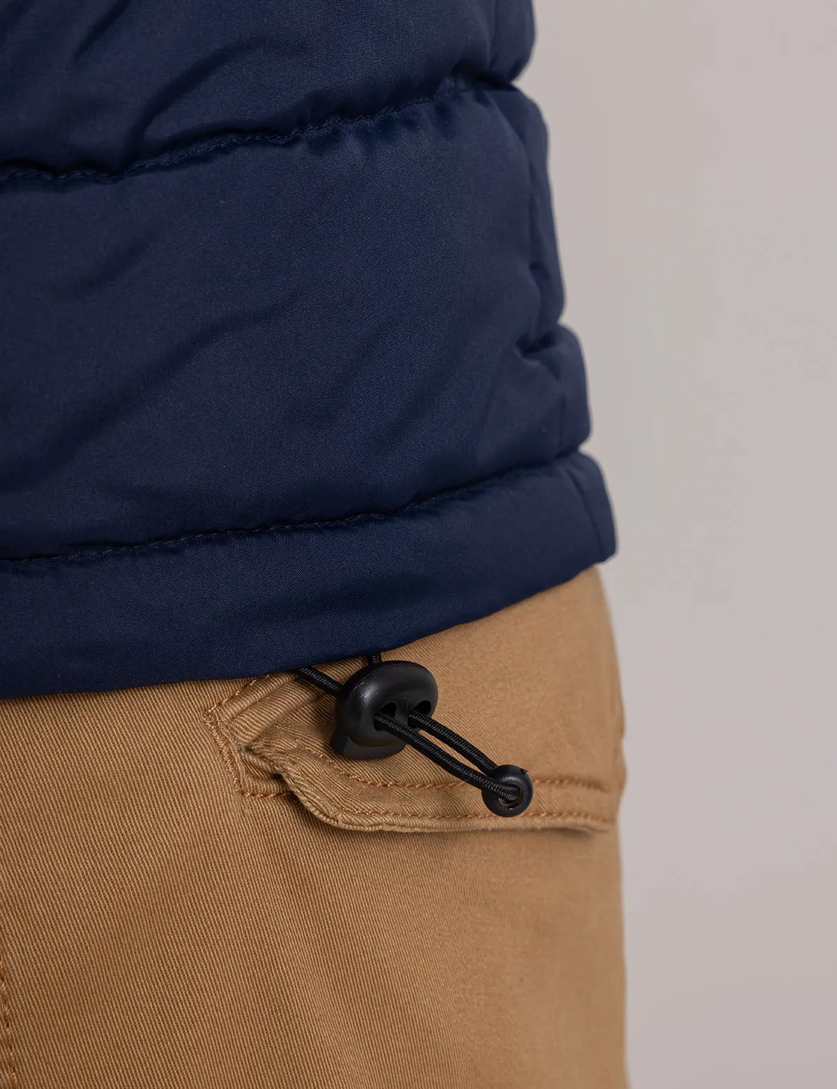 SIGNATURE COLOR BLOCK QUILTED VEST